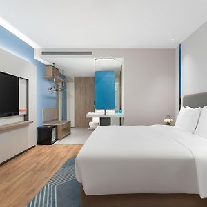 Standard King Room Disability Access